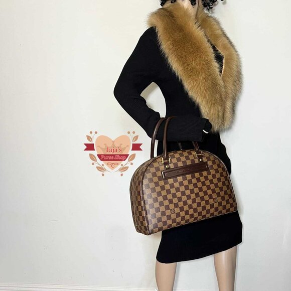 š¤Louis Vuitton Nolita Handbag Damierš¤ - Picture 15 of 17